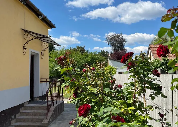 Apartamento Hideaway House With Garden & Freeparking Budapest